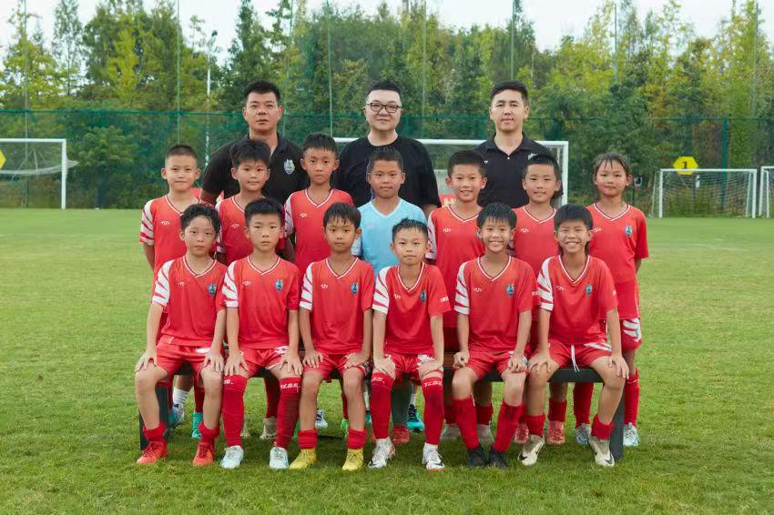 106场超越卢西奥，马尔基尼奥斯独占巴西队史出场榜第六